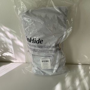 Unhide Squish Small Size in Silver Fox Chinchilla-Soft-Marshmallow Pillo…